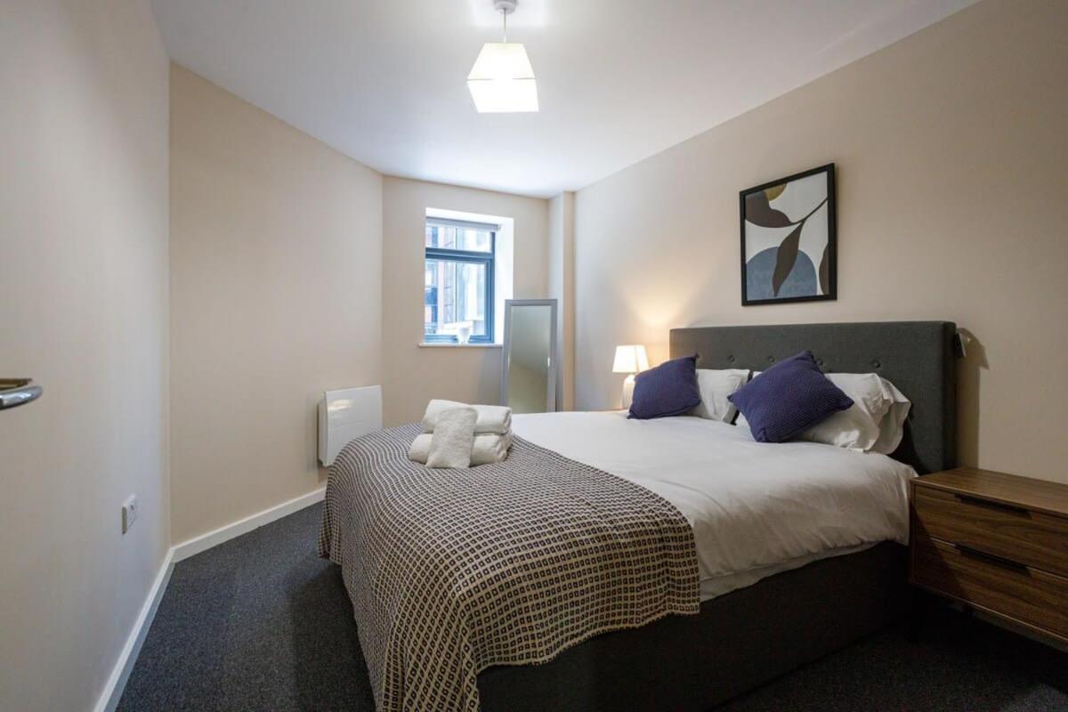 Stylish And Modern 1 Bedroom Apartment マンチェスター エクステリア 写真